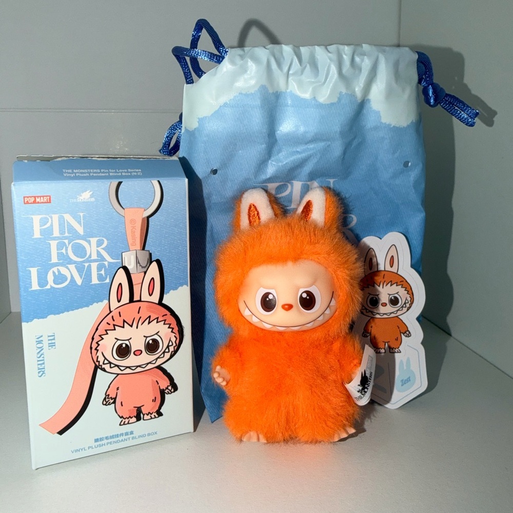 The Monsters Pin For Love Series Labubu Plush Keychain Blind Box - Z - Picture 9 of 11
